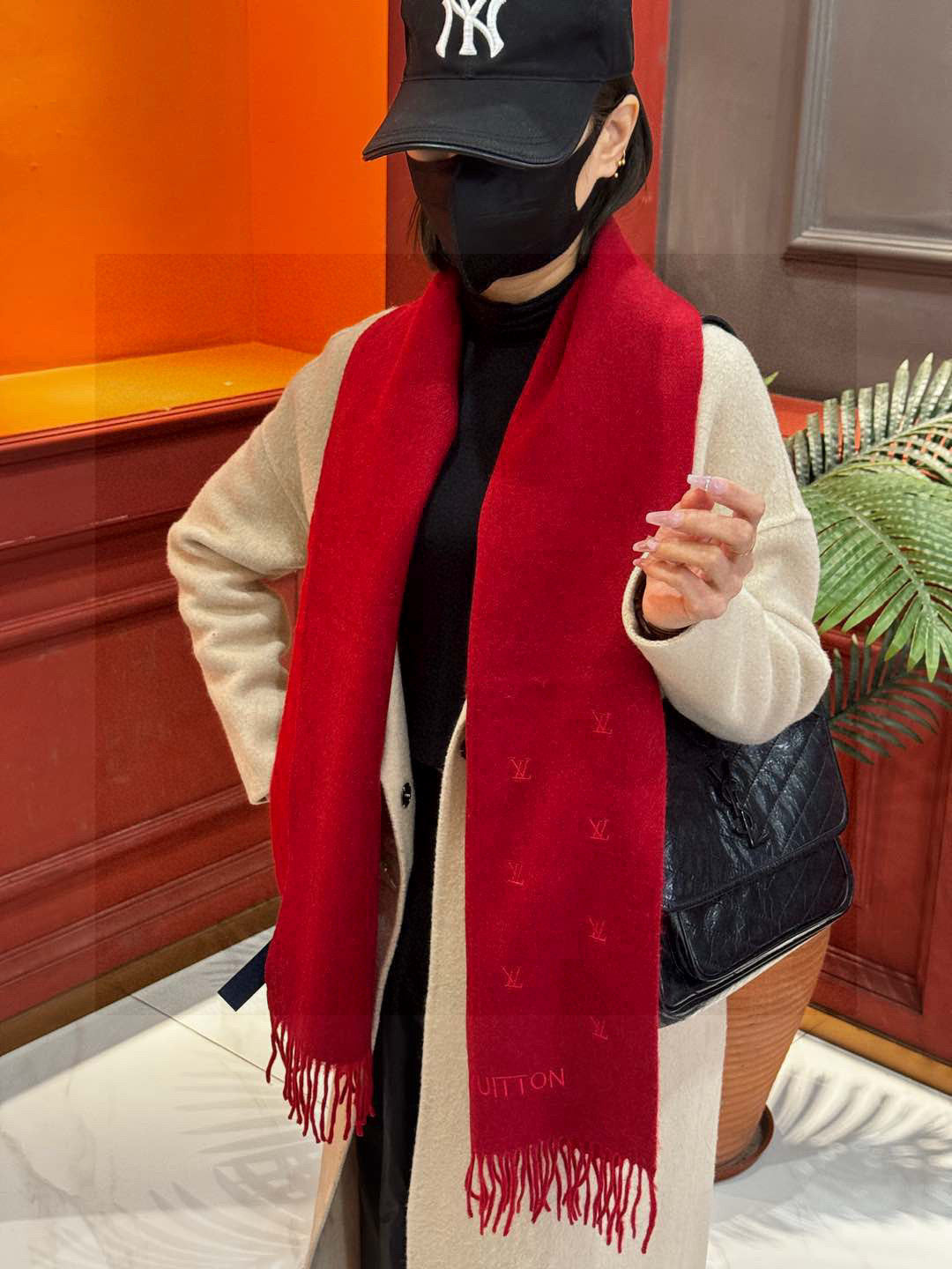 LV SCARF 180 CM IN CASHMERE 730574