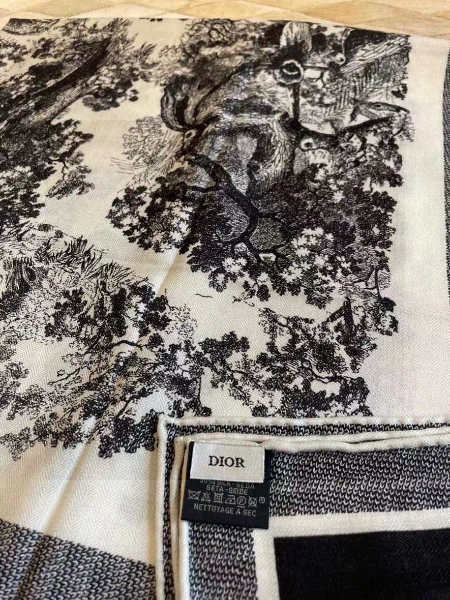 DIOR SCARF 110 CM IN COTTON-SILK FABRIC 730606