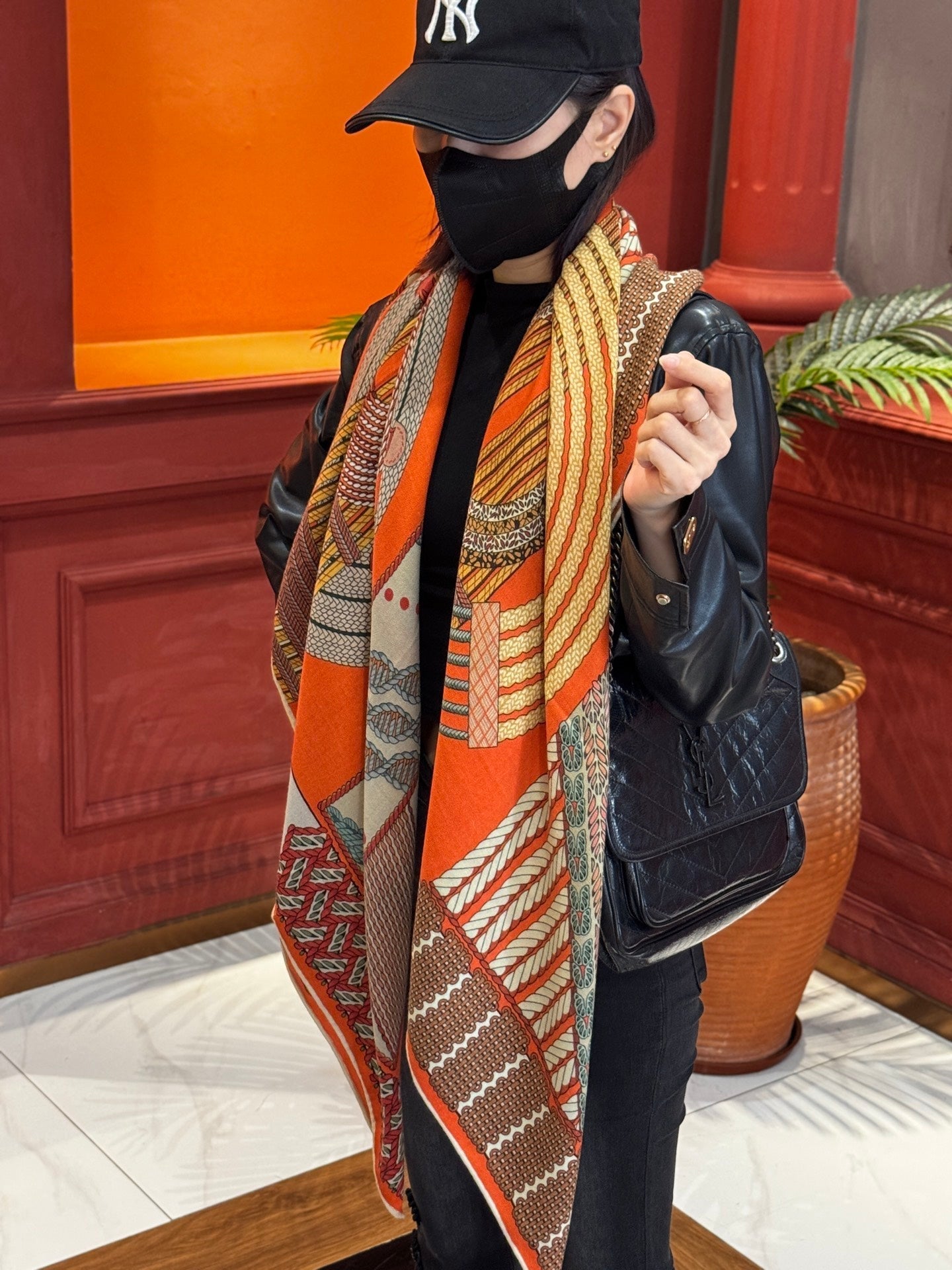 HERMES 25S SCARF 140 IN SILK TWILL 733918