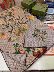 GUCCI 25S SCARF 180 IN CASHMERE 738505