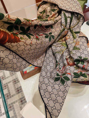 GUCCI 25S SCARF 180 IN CASHMERE 738505