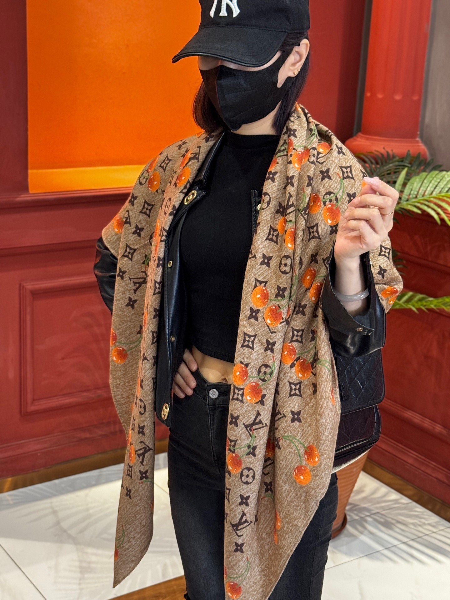 LV SCARF 140 CM IN WOOL MIX SILK 737264