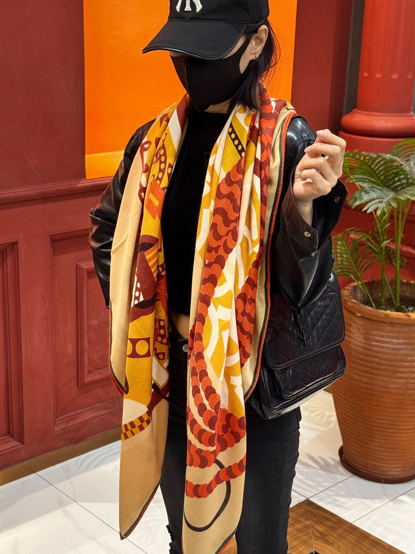 HERMES 25S SCARF 140 IN SILK 854767