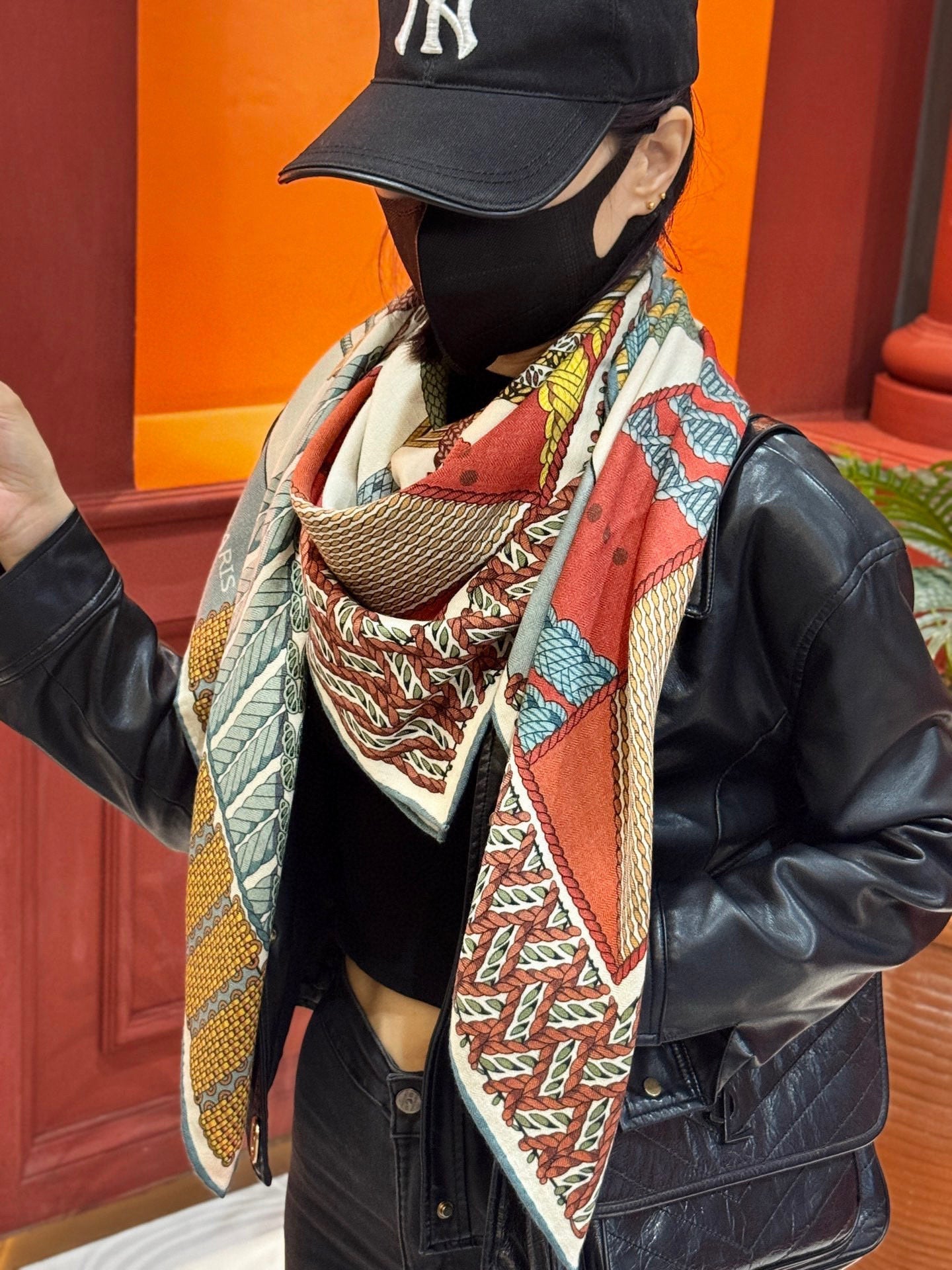 HERMES 25S SCARF 140 IN SILK 854806