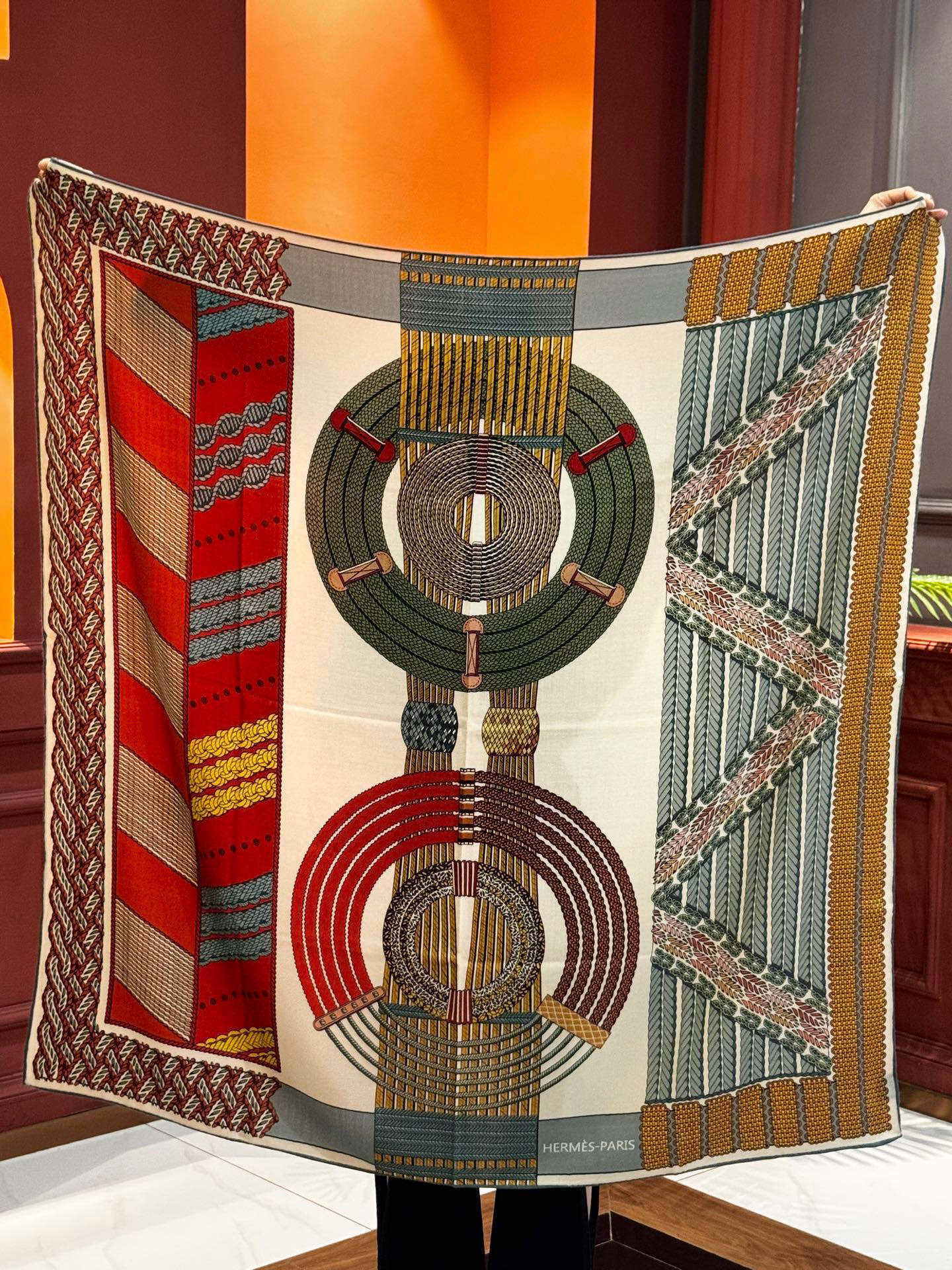 HERMES 25S SCARF 140 IN SILK 854806