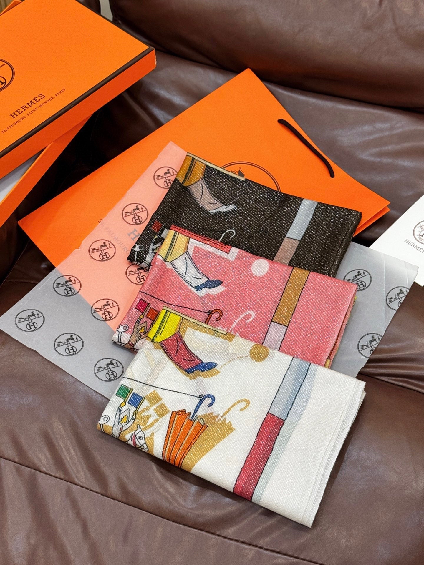 HERMES 25S SCARF 200 IN SILK 856443