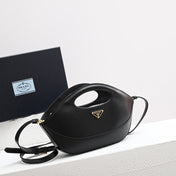 DUMPLING BAG 30 IN BLACK CALFSKIN