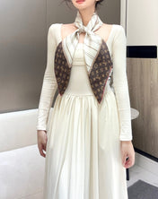 LV SCARF 90 CM IN SILK 737304