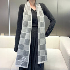 LV SCARF 180 CM IN CASHMERE 682078