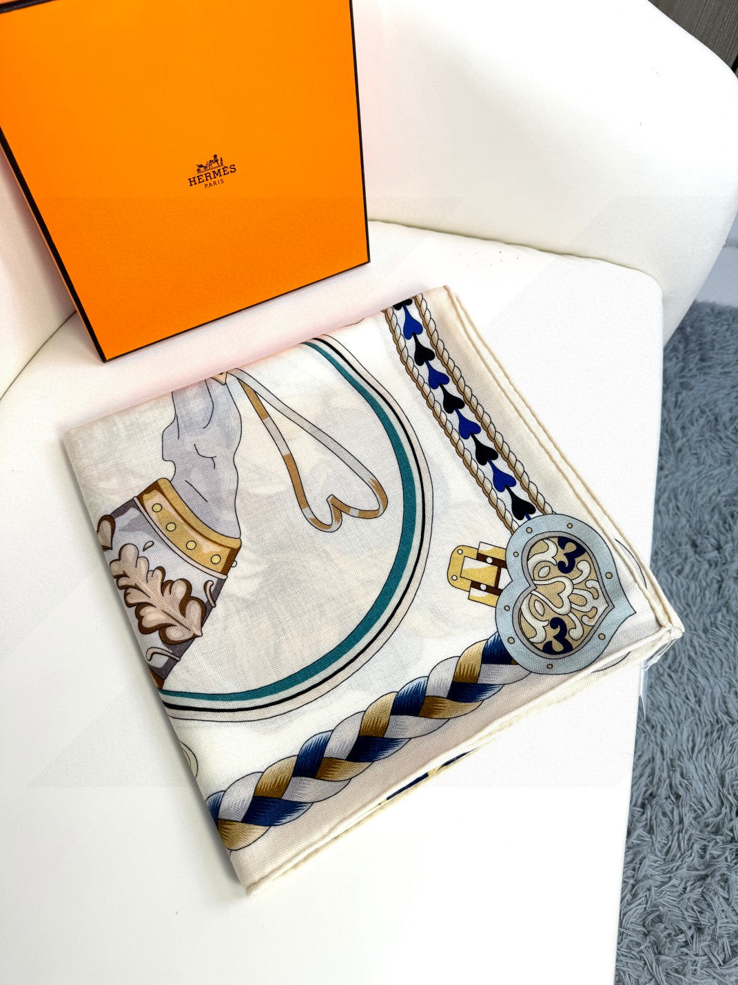 HERMES 25S SCARF 135 IN CASHMERE SILK 730649