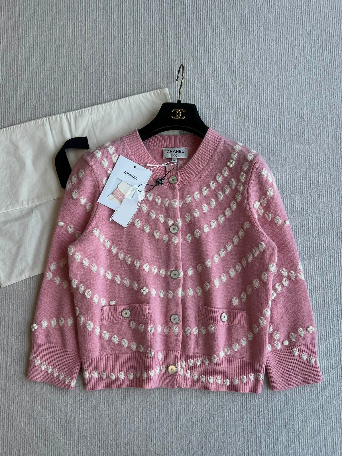 Chanel 25P Cardigan Pink Mix White Cashmere 229516