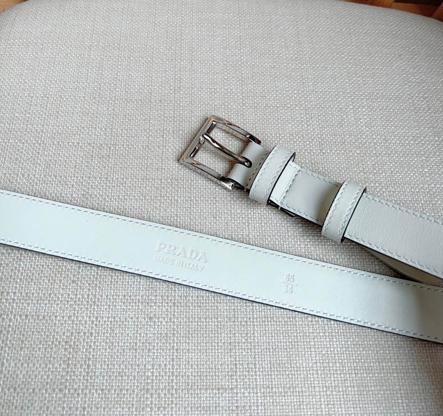 PRADA 25S BELT 25 MM IN WHITE CALFSKIN 585796