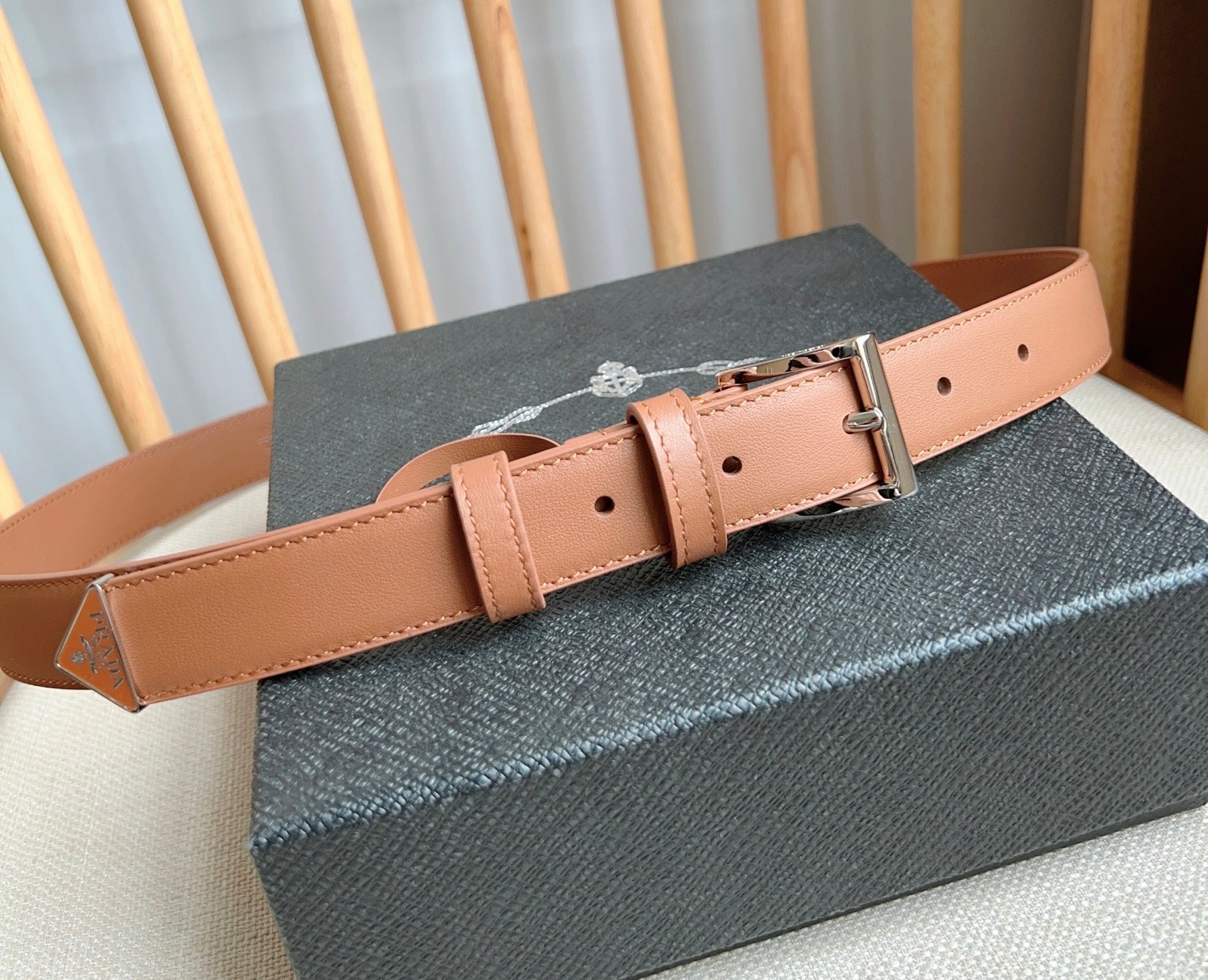 PRADA 25S BELT 25 MM IN BROWN CALFSKIN 585798