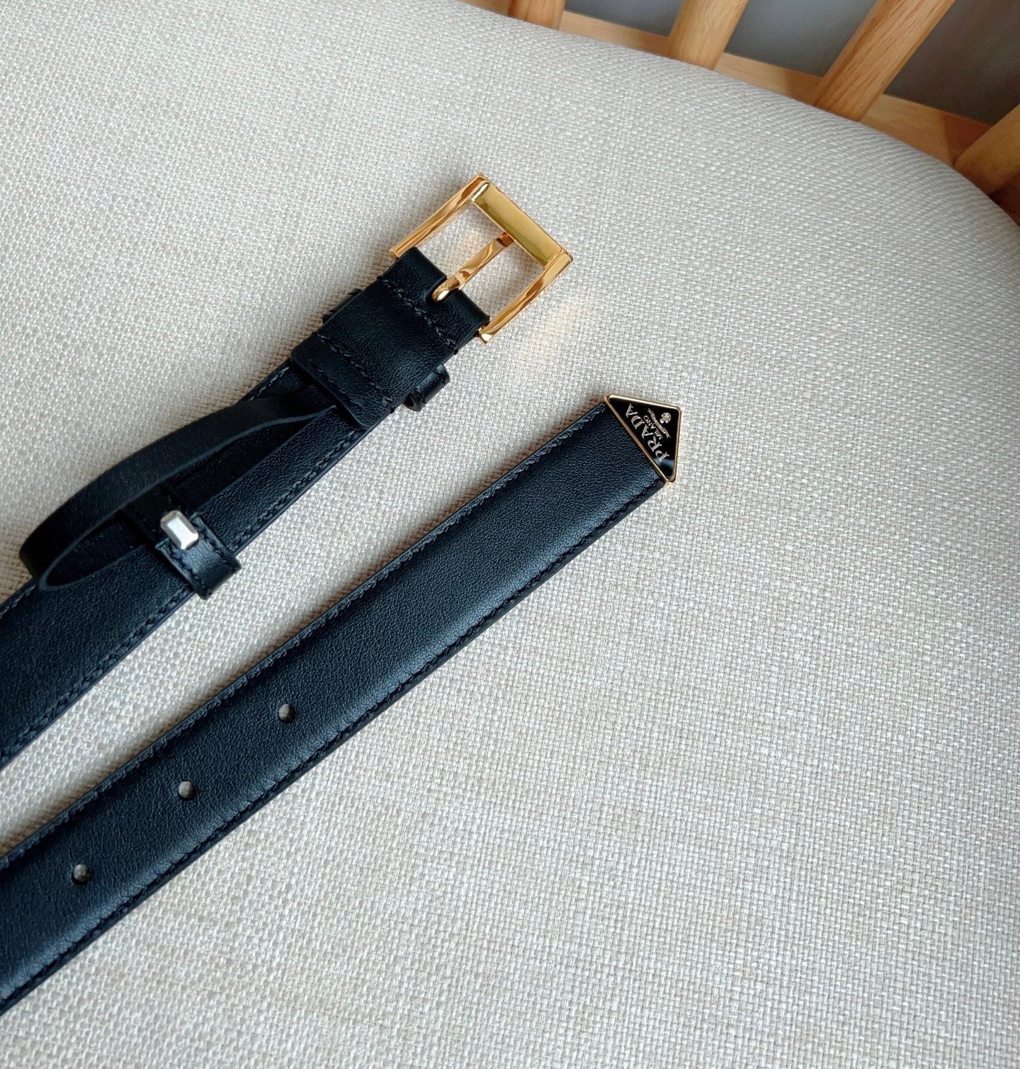 PRADA 25S BELT 25 MM IN BLACK CALFSKIN 585801