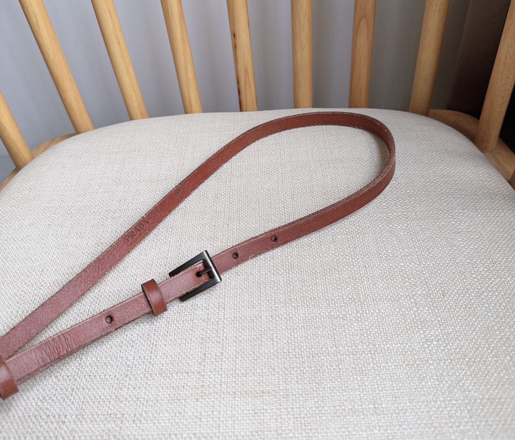 PRADA 25S BELT 10 MM IN REDDISH BROWN CALFSKIN 598368