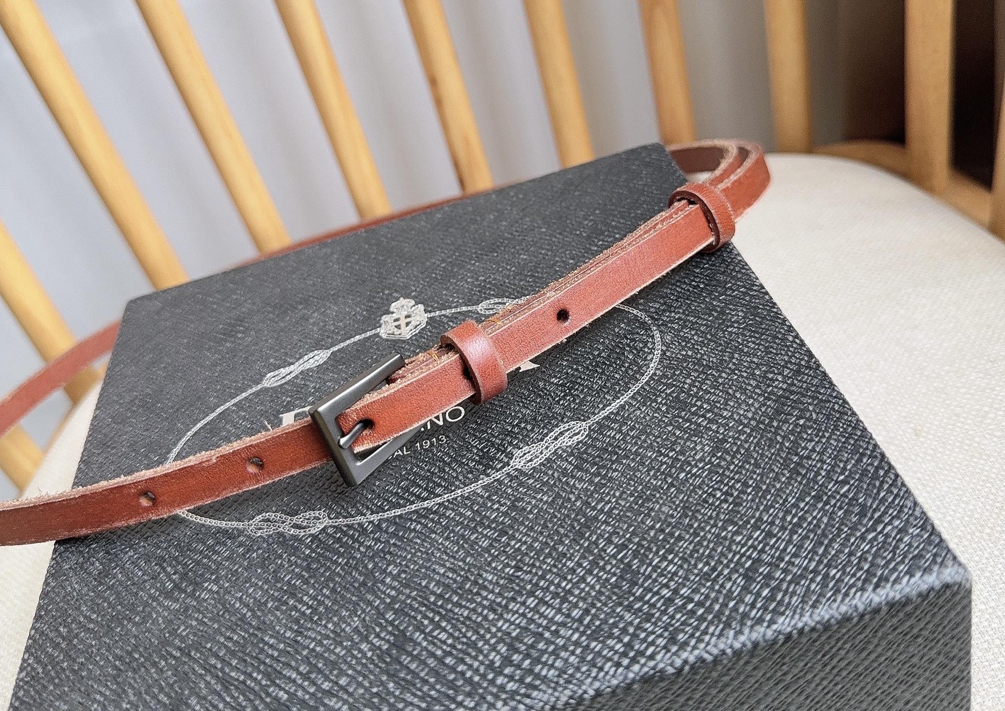 PRADA 25S BELT 10 MM IN REDDISH BROWN CALFSKIN 598368