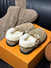 COLORADO COMFORT MARY JANE IN KHAKI BROWN SUEDE AND SHEARLING LINING