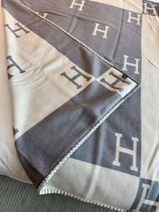 TIGRE BAYADERE BLANAVALON III THROW BLANKET IN LIGHT GRAY CASHMERE 407144