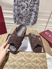 GG SLIDES IN DARK BROWN SUEDE WITH EMBOSSED LOGO STYLE 8