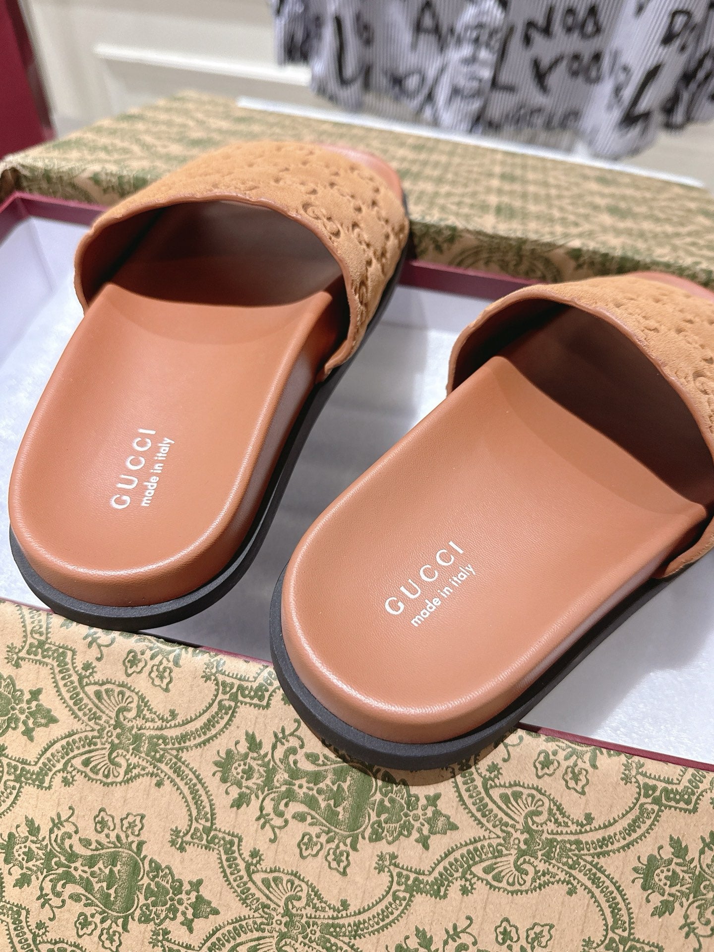 GG SLIDES IN BURNT ORANGE SUEDE WITH EMBOSSED LOGO STYLE 5