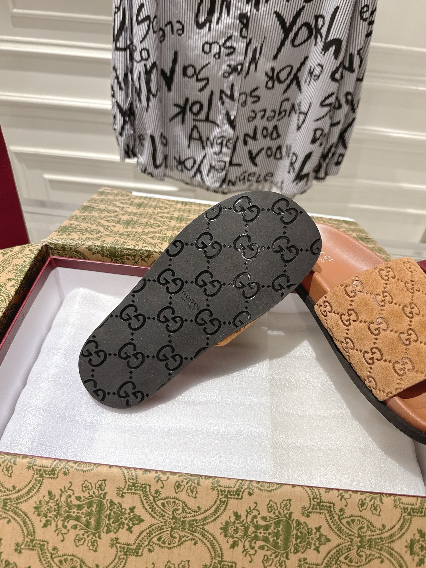 GG SLIDES IN BURNT ORANGE SUEDE WITH EMBOSSED LOGO STYLE 5