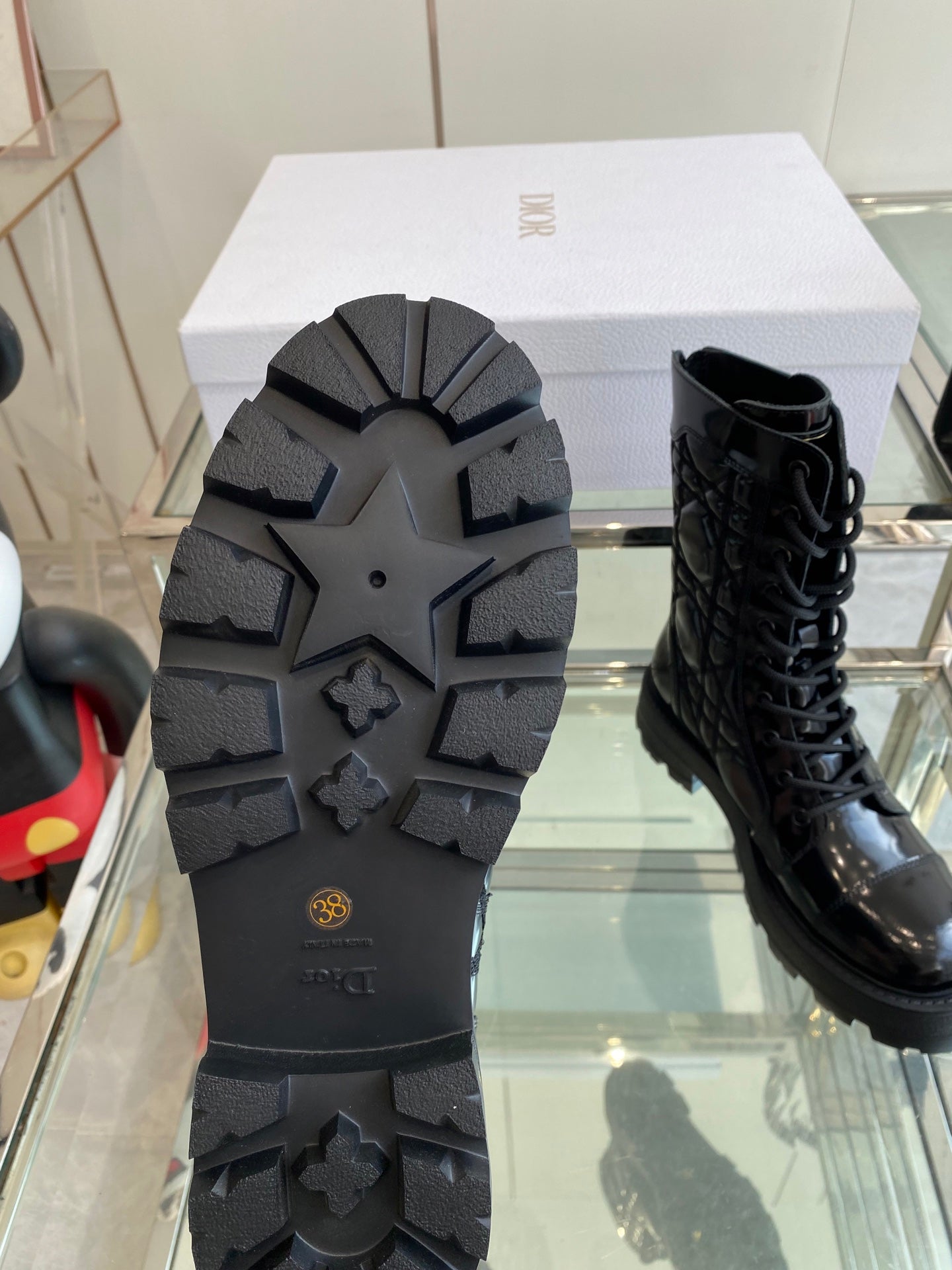 DIOR 25S D-UNIT ANKLE BOOT IN BLACK QUILTED CANNAGE CALFSKIN