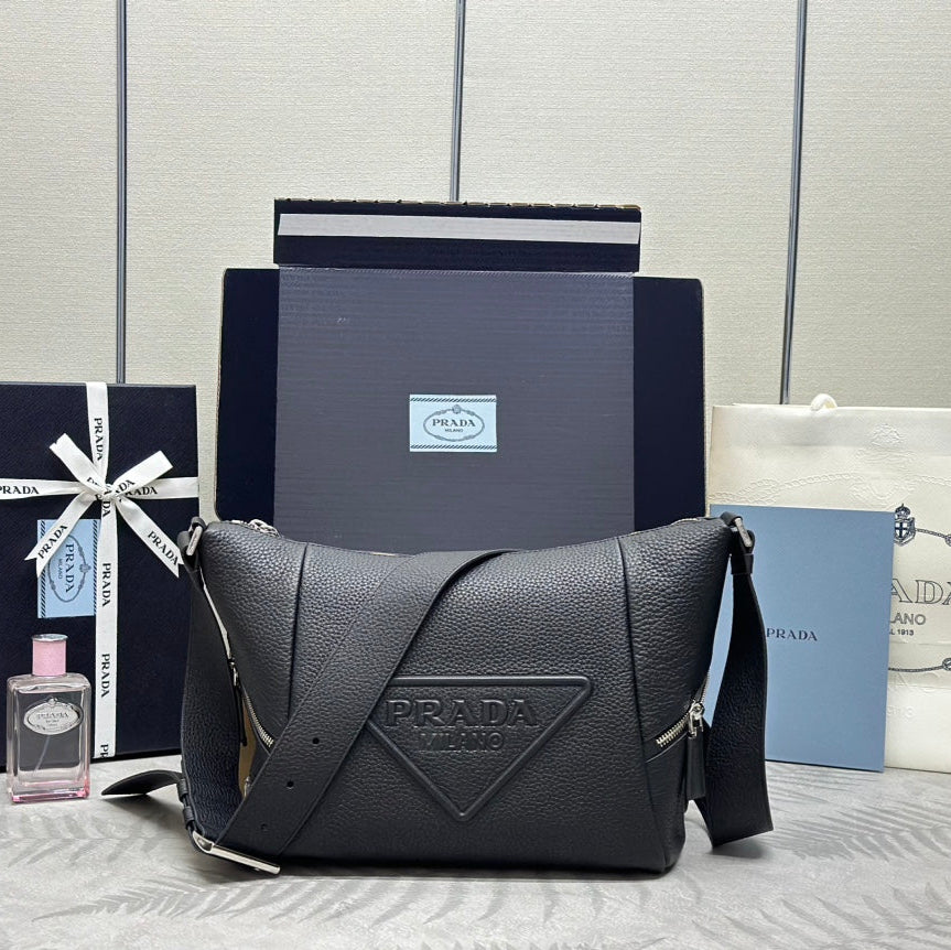 PRADA 25S SHOULDER STRAP BAG 26 IN BLACK CALFSKIN SILVER HARDWRE