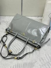 PRADA 25S BONNIE LARGE HANDBAG 38 IN GRAY GLOSSY CALFSKIN GOLD HARDWRE