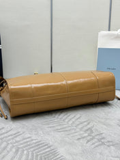 PRADA 25S LUX SOFT BAG 42 IN CARAMEL GLOSSY CALFSKIN GOLD HARDWRE