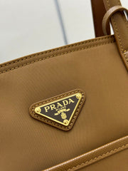 PRADA 25S RE-EDITION 1978 MEDIUM 35 IN DARK CARAMEL NYLON AND SAFFIANO CALFSKIN