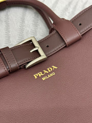 PRADA 25S BUCKLE SMALL HANDBAG 32 IN RICH BROWN CALFSKIN GOLD HARDWRE