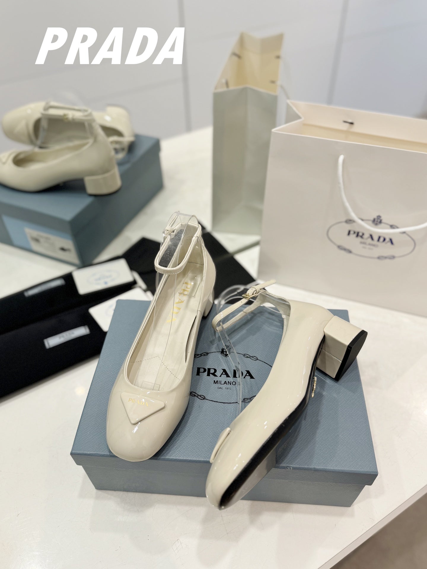 Pra Pumps 40 Square Sole White Patent Leather