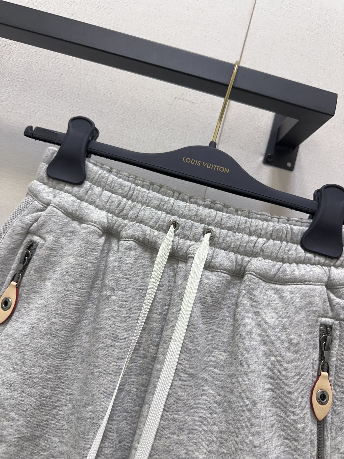 LV 25S SPORTS SHORTS 0139