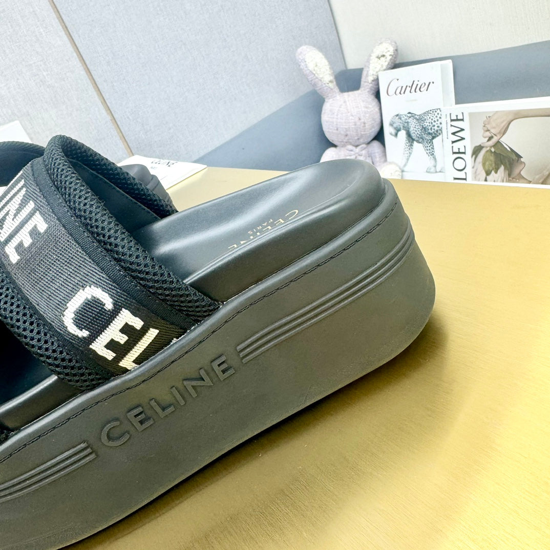 BLACK BLOCK SLIDE MESH NYLON AND TEXT WITH JACQUARD