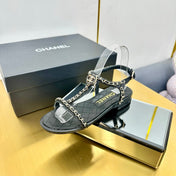 CC SANDAL 25S IN BLACK CALFSKIN WITH GOLD HARDWARE