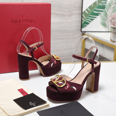 VALENTINO 25S GARAVANI VLOGO SIGNATURE HIGH-HEEL SANDALS 110 MM IN DARK RED SUEDE