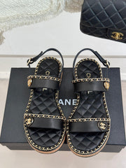 FLAT CHAIN HEART SANDAL IN BLACK LAMBSKIN