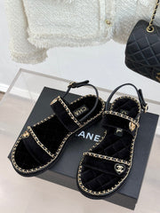 FLAT CHAIN HEART SANDAL IN BLACK VELVET