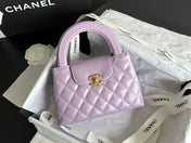 CHANEL VINTAGE KELLY 25S 19 CM IN PURPLE LAMBSKIN WITH GOLD HARDWARE