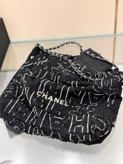 CHANEL 22 BAG 25S 42 CM IN BLACK DENIM
