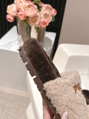 PRADA 25S FLAT MULES IN CREAM AND DARK BROWN RABBIT FUR