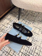 MARY JANE FLAT WITH TRIANGLE LOGO IN BLACK VELVET