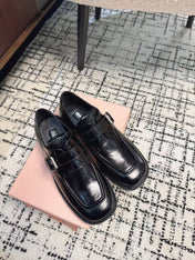 SQUARE TOE OXFORD IN BLACK SHINY CALFSKIN