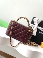 SMALL VANITY CASE WITH HANDLE 17 IN WINE RED LAMBSKIN GOLD HARDWARE