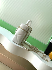 CHANEL 25S VANITY BAG 19.5 CM IN WHITE LAMBSKIN