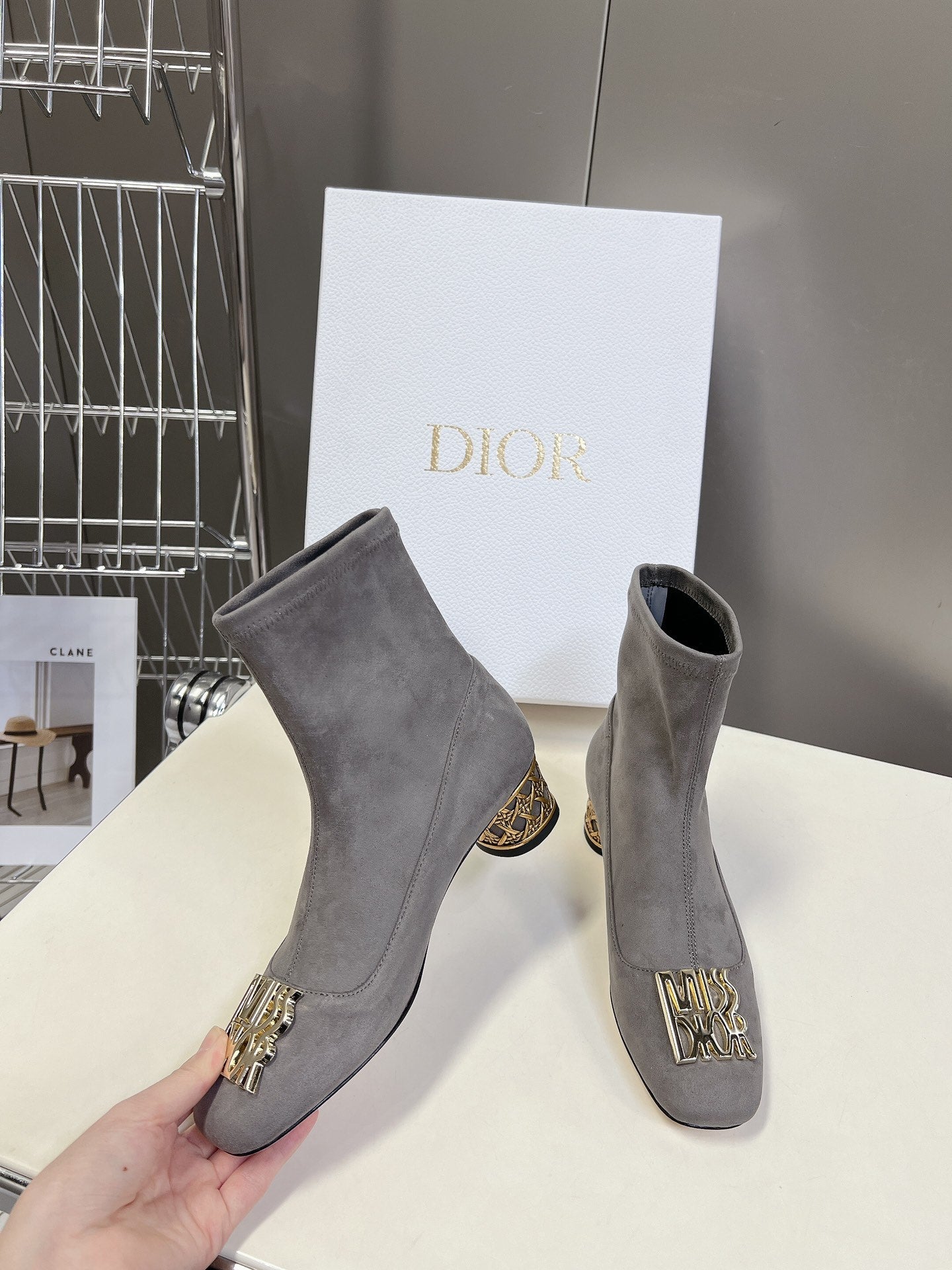 ICON HEELED ANKLE BOOT DOVE GRAY SUEDE 4 CM WITH GOLD LOGO