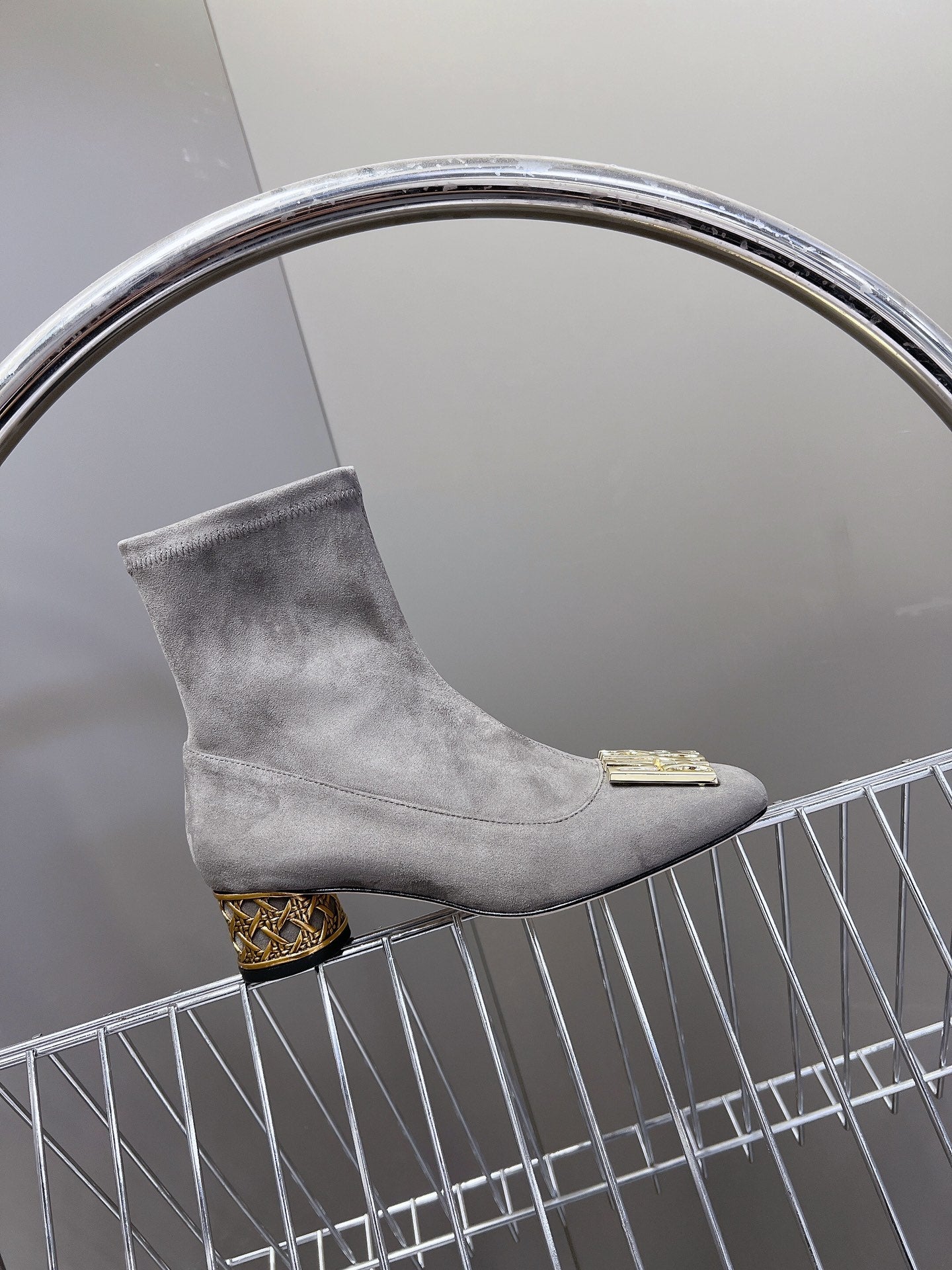ICON HEELED ANKLE BOOT DOVE GRAY SUEDE 4 CM WITH GOLD LOGO