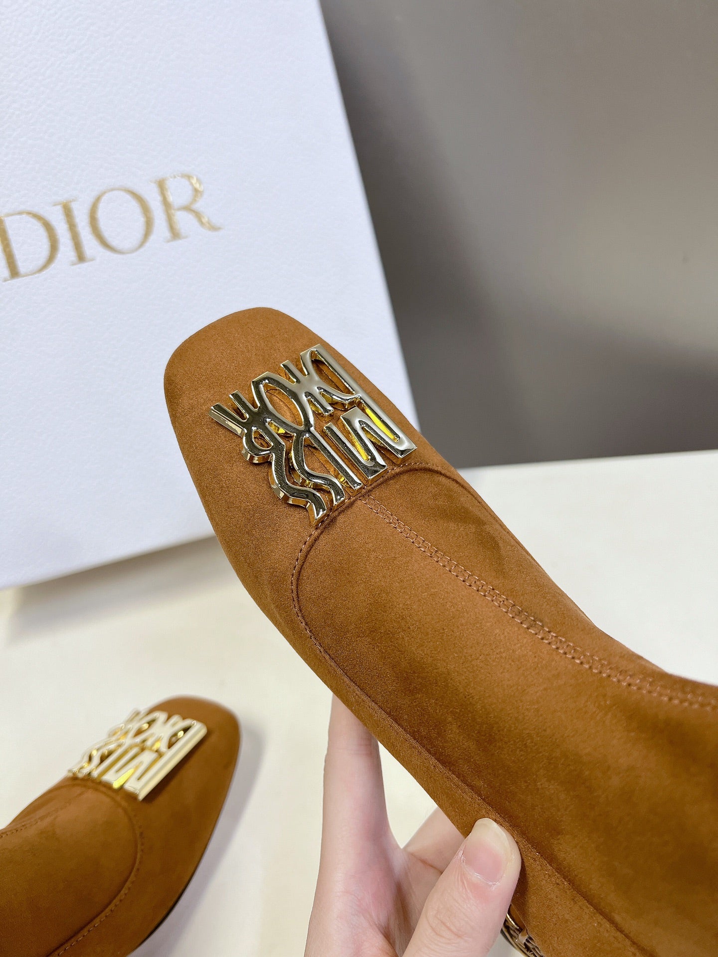 ICON HEELED ANKLE BOOT BRONZE BROWN SUEDE 4 CM WITH GOLD LOGO