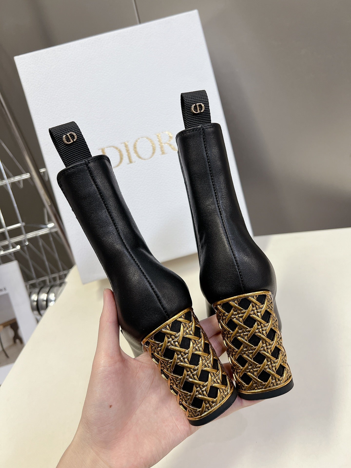 ICON HEELED ANKLE BOOT BLACK CALFSKIN 8 CM