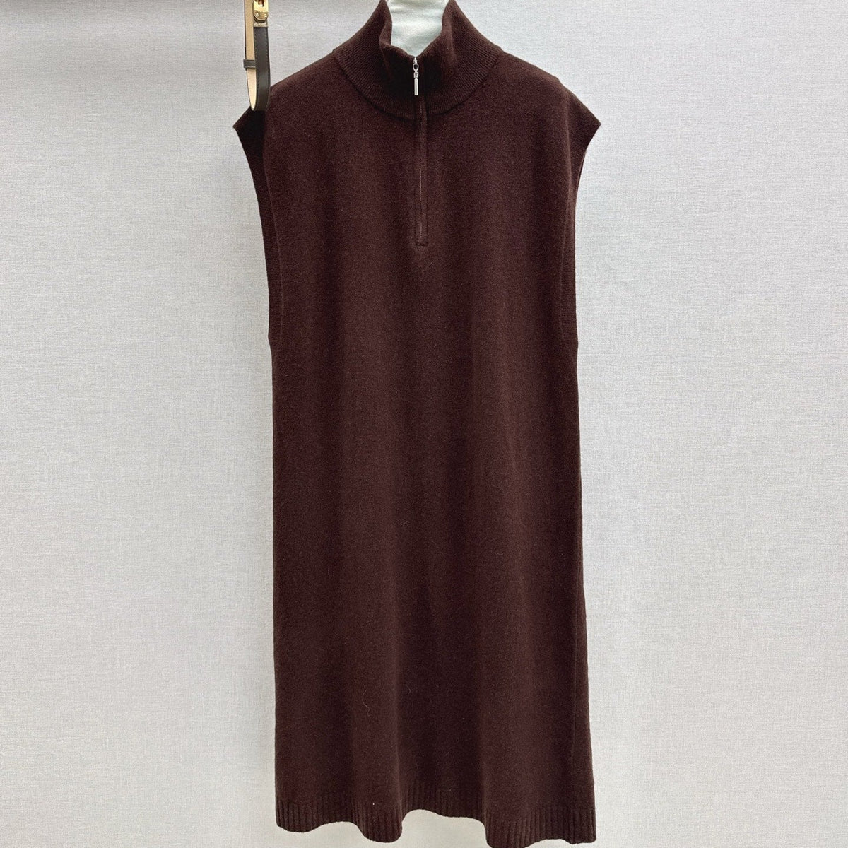 HERMES 25S SLEEVELESS CREW-NECK KNIT DRESS 313